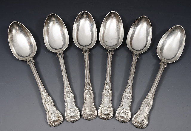 Appraisal: A SET OF SIX VICTORIAN KINGS PATTERN SILVER TABLESPOONS London