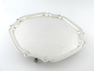 Appraisal: A modern silver salver by Viner's Ltd Sheffield canted corners