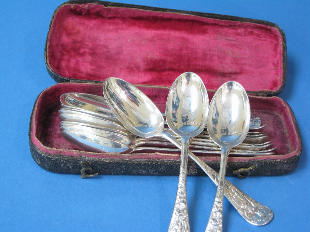 Appraisal: One dozen Georgian pattern back Teaspoons Hanoverian pattern with figure