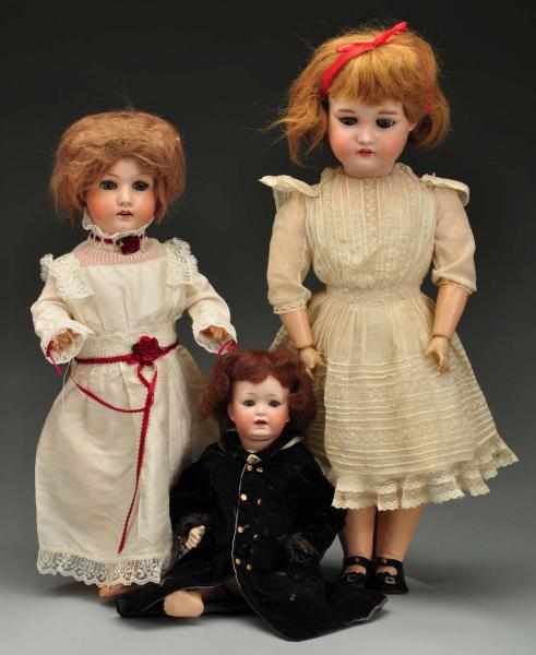 Appraisal: Lot of Bisque Dolls Description German bisque socket heads with