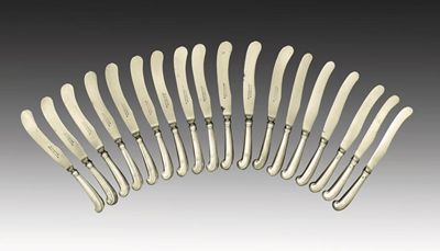 Appraisal: Eighteen George II small side knives with reeded handles some