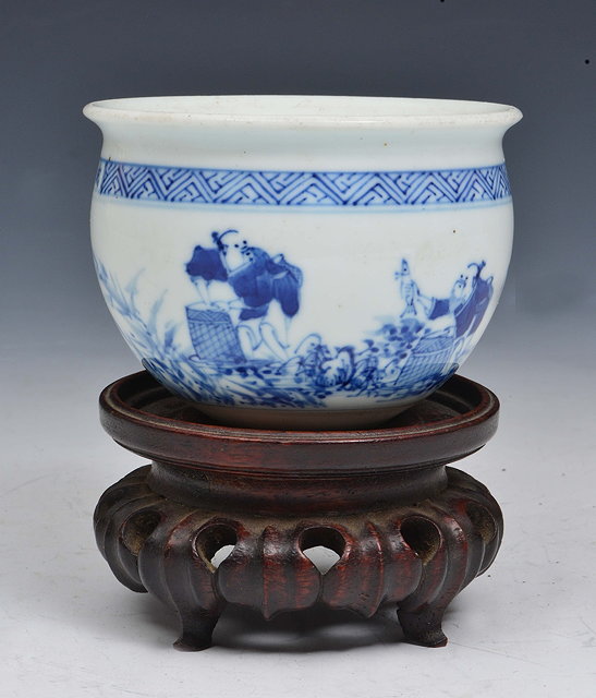 Appraisal: A CHINESE BLUE AND WHITE PORCELAIN SMALL BOWL fishermen fishing