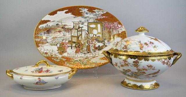 Appraisal: Grouping of Japanese Porcelain Serving Dishes Lot includes hand painted