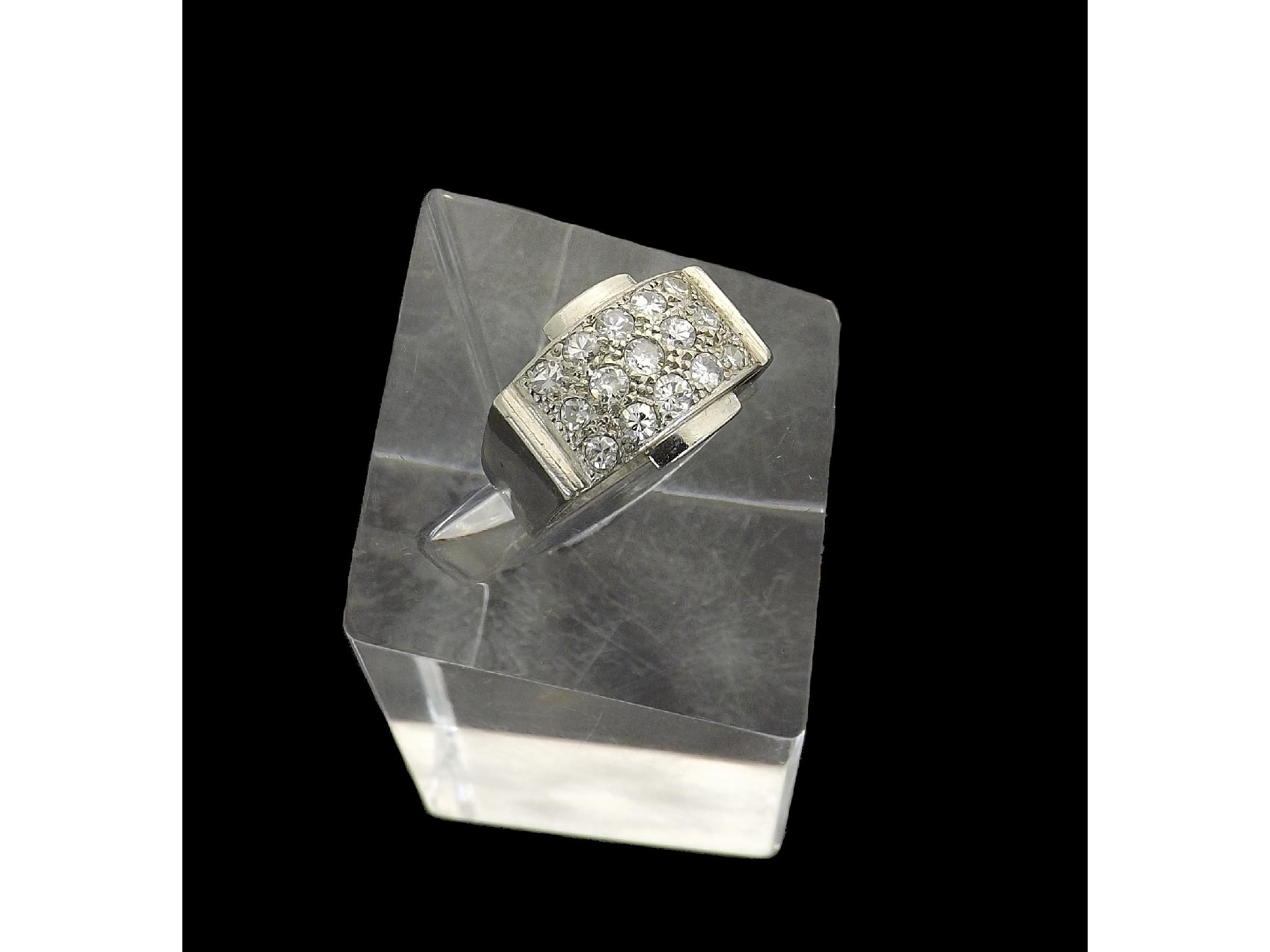 Appraisal: Platinum diamond three row dress ring set with fifteen round