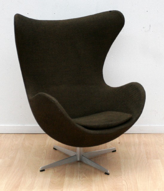 Appraisal: An Arne Jacobsen 'Egg-Chair- ' with original wool upholstery on