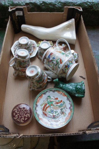 Appraisal: A collection of pottery to include oriental part tea set