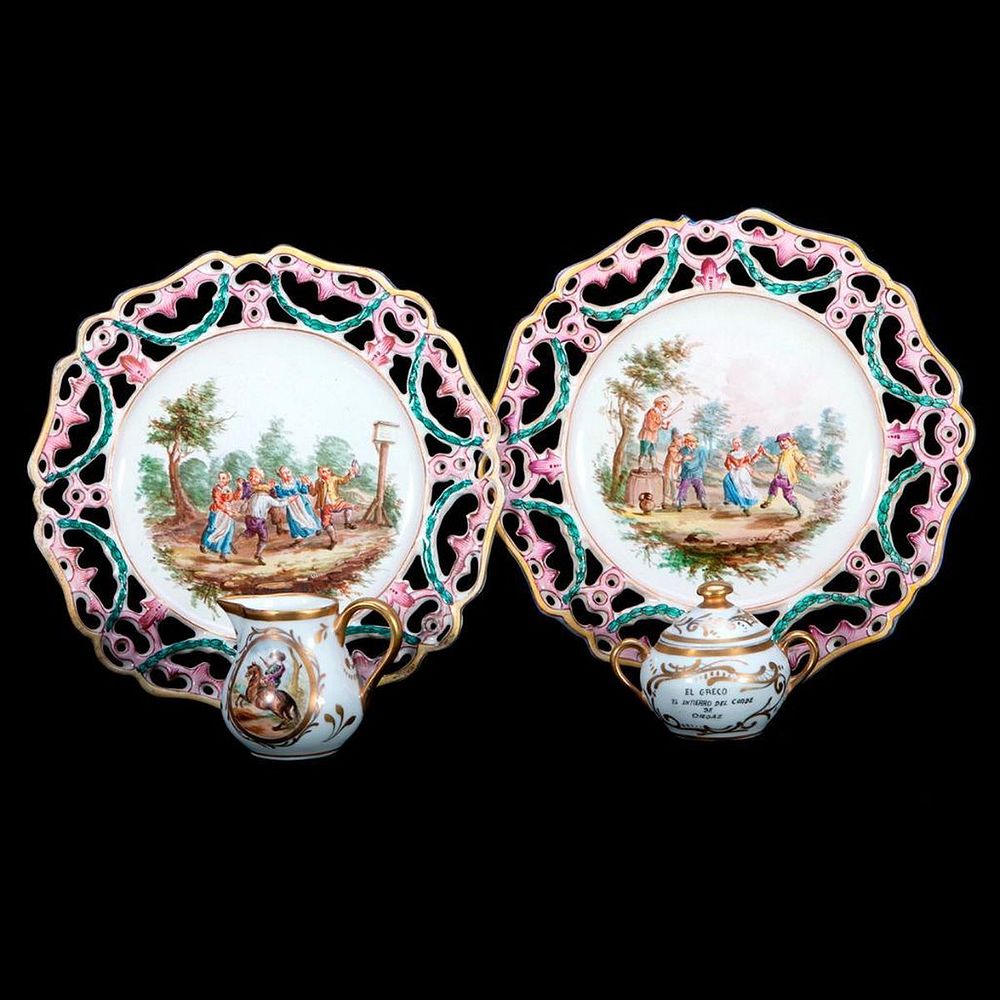 Appraisal: Pair of Faience plates and Creamer and Sugar Pair of