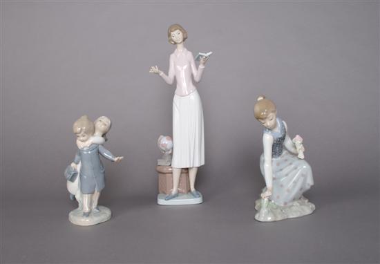 Appraisal: A Group of Two Spanish Porcelain Figures Lladro Height of