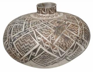 Appraisal: Large Tularosa Anasazi Olla circa - AD elaborate reddish vegetable