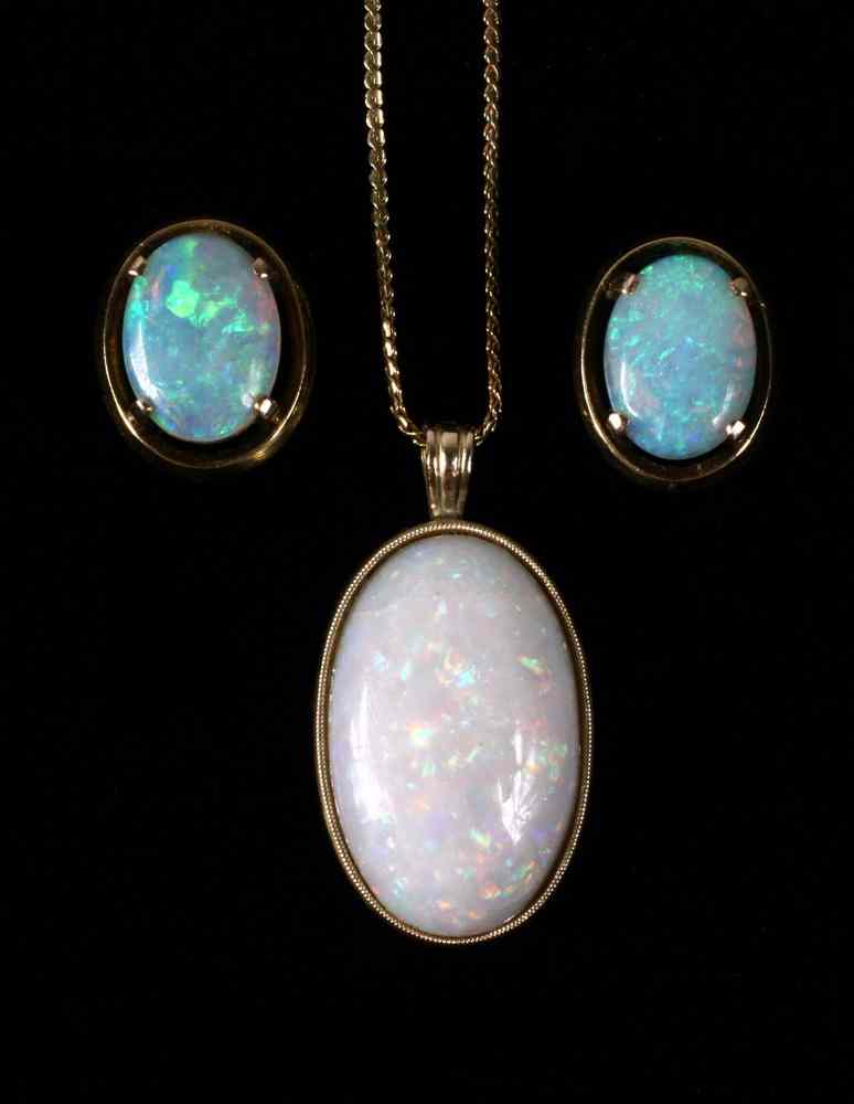 Appraisal: PENDANT - Opal pendant and opal ear posts The pendant