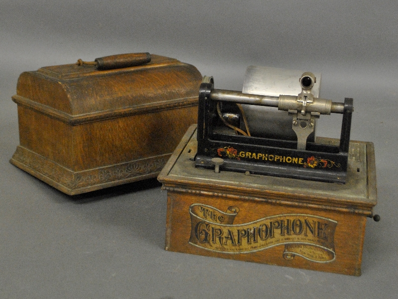 Appraisal: - Oak cased graphophone with original stencil decoration and patent