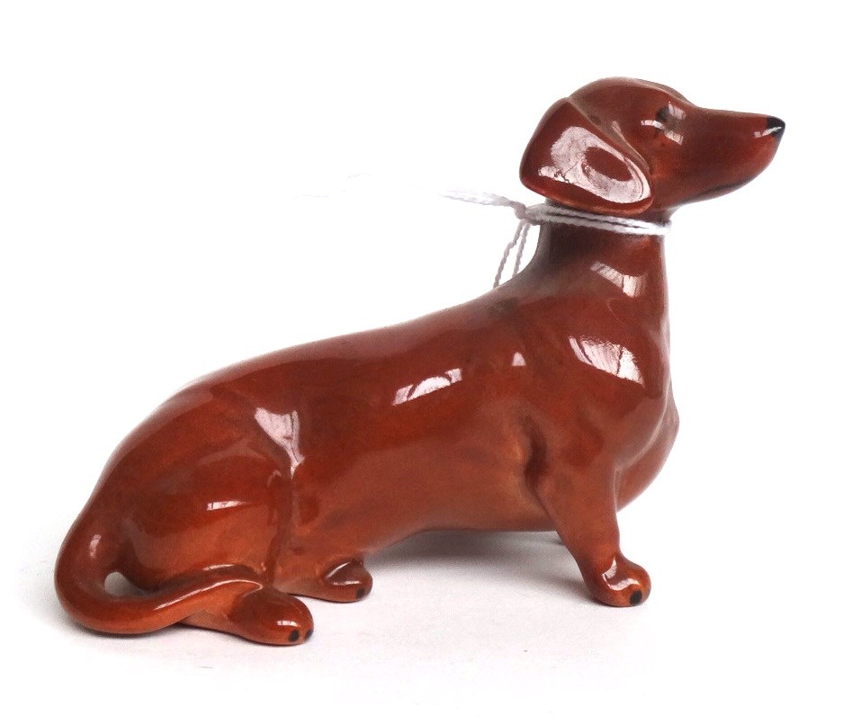 Appraisal: Five Beswick dogs a red setter No two dachshunds a