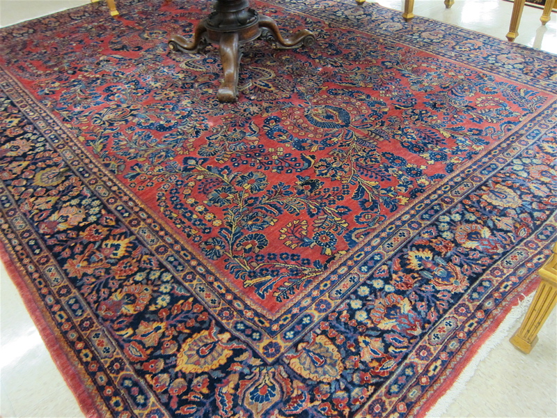 Appraisal: SEMI-ANTIQUE PERSIAN SAROUK CARPET Arak Province northeastern Iran overall floral