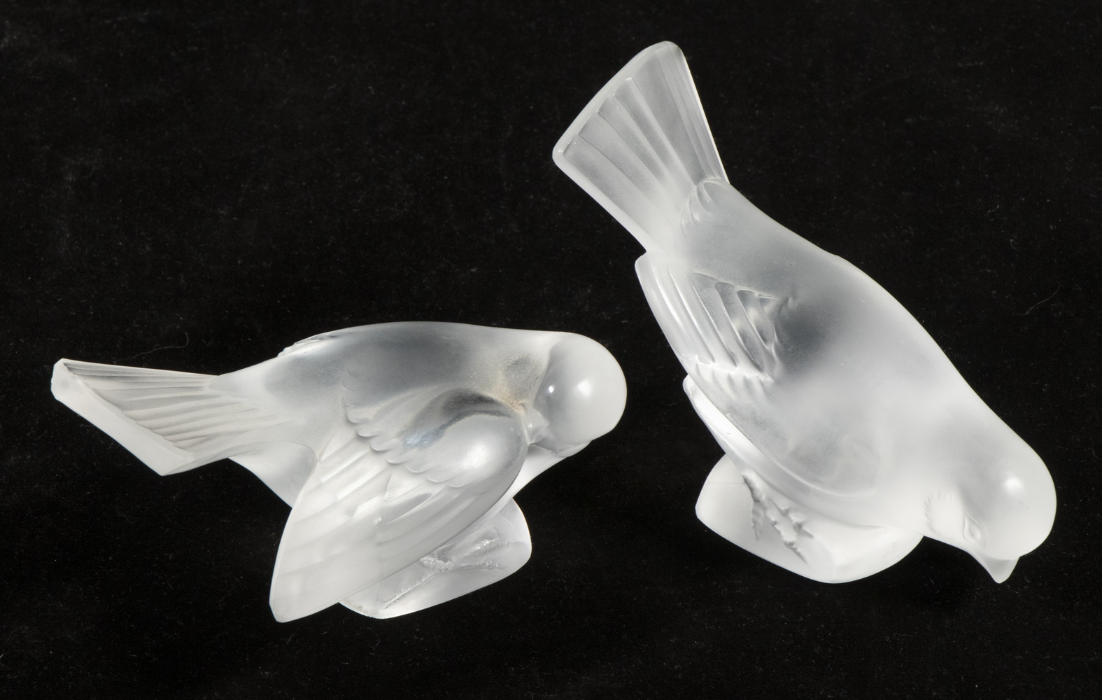 Appraisal: PR LALIQUE ART GLASS BIRD PAPERWEIGHTS Pair of French Frosted