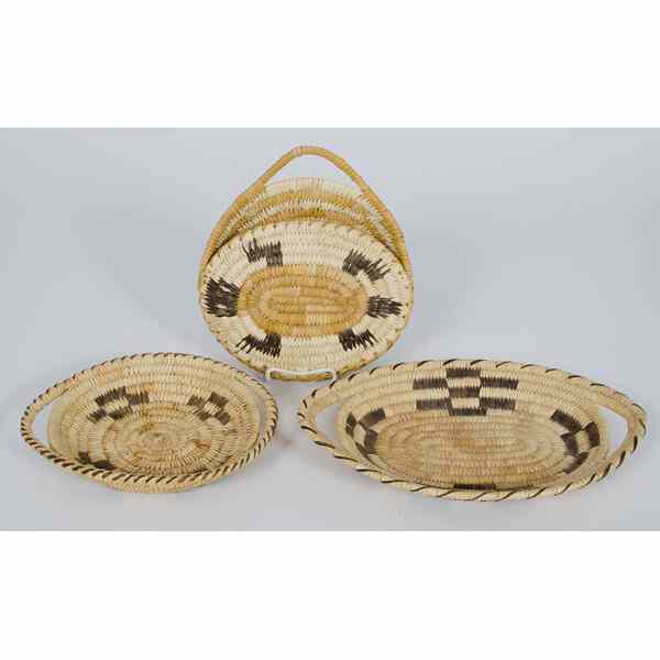 Appraisal: Tohono O'Odham Baskets lot of including a purse decorated with