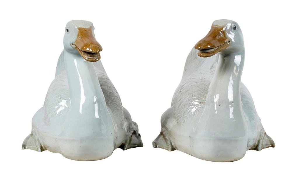 Appraisal: PAIR OF CHINESE EXPORT STYLE PORCELAIN DUCKSeach inches wide inches