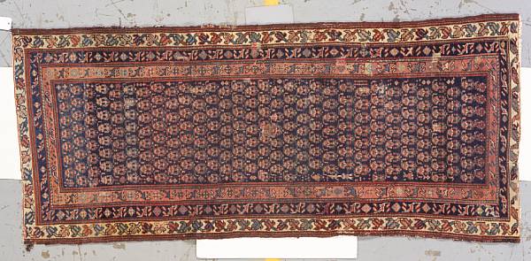 Appraisal: A Hamadan rug size approximately ft in x ft in