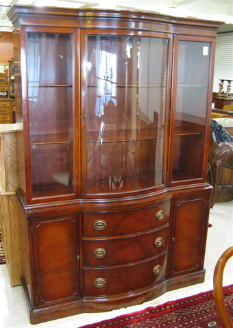 Appraisal: FEDERAL STYLE MAHOGANY CHINA CABINET ON BUFFET New Travis Court