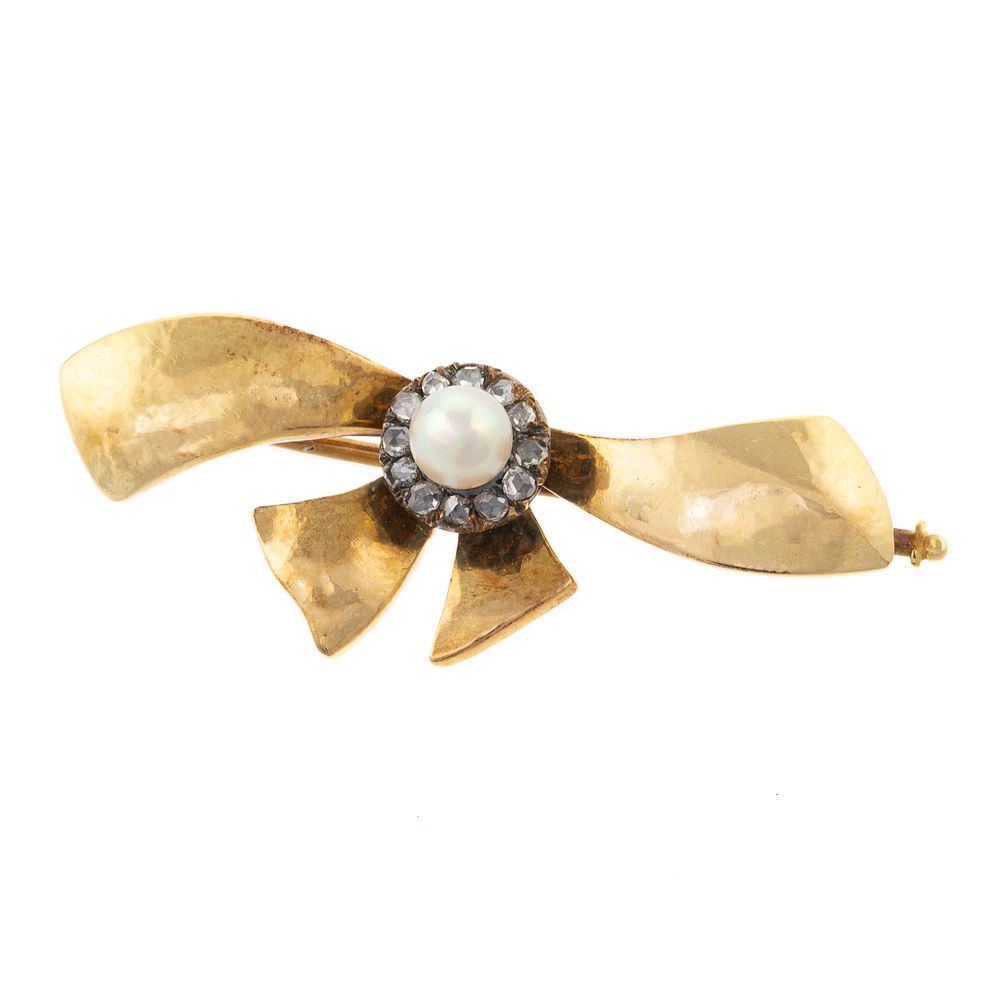 Appraisal: An K Antique Pearl Rose Cut Diamond Bow Pin K