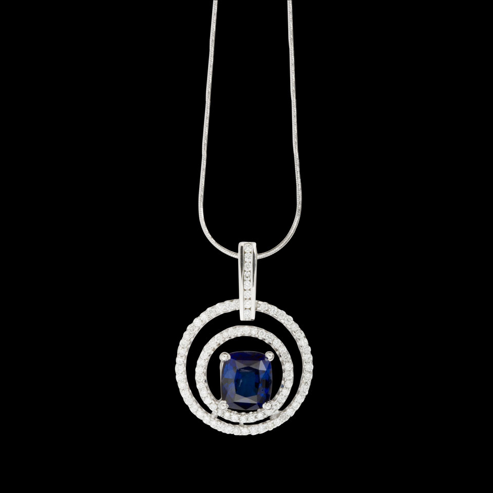 Appraisal: k White Gold Pendant And Chain set with a cushion