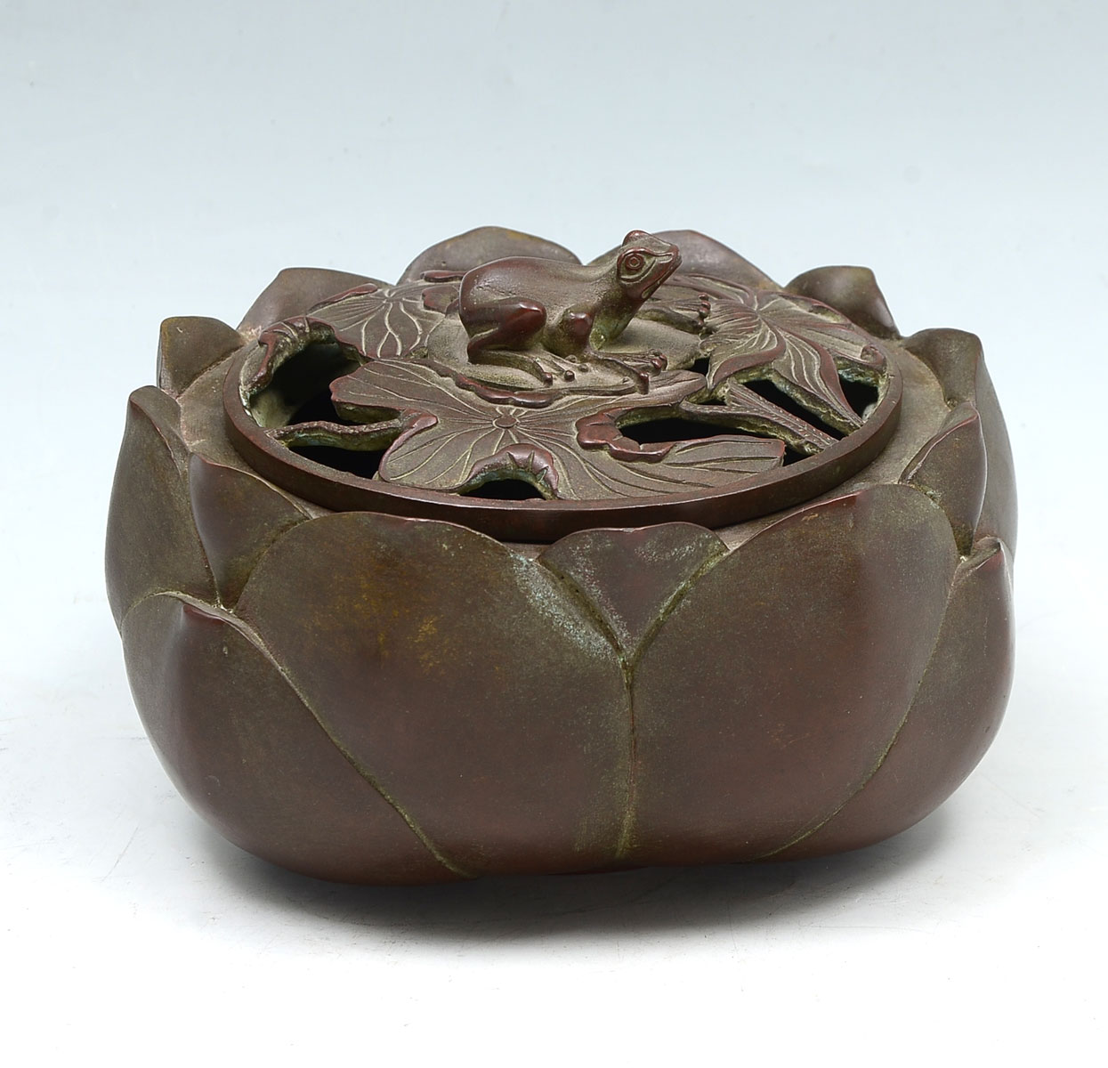 Appraisal: CHINESE BRONZE LOTUS INCENSE BURNER Chinese bronze censor in the