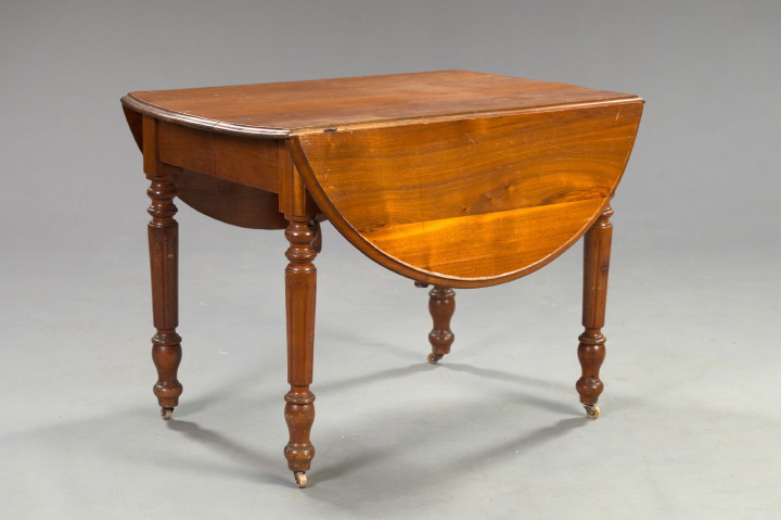 Appraisal: American Victorian Walnut Drop-Leaf Dining Table third quarter th century