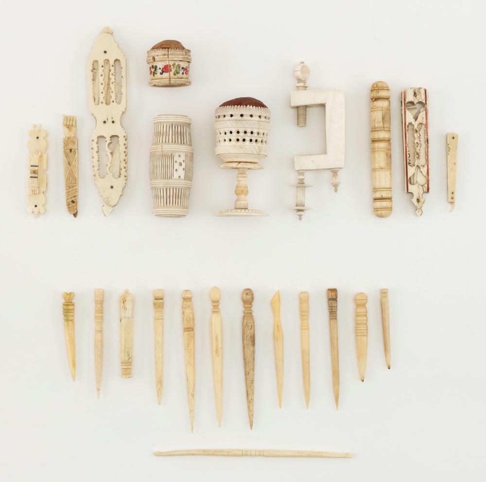 Appraisal: APPROX TWENTY-THREE BONE SEWING ITEMS TH CENTURY LENGTHS FROM TO