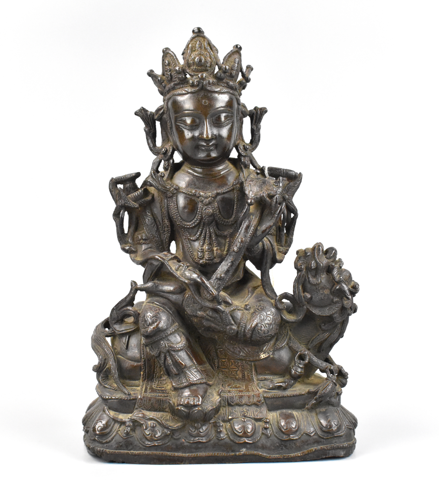 Appraisal: A Chinese bronze figure of a Bodhisattva Ming Dynasty cast