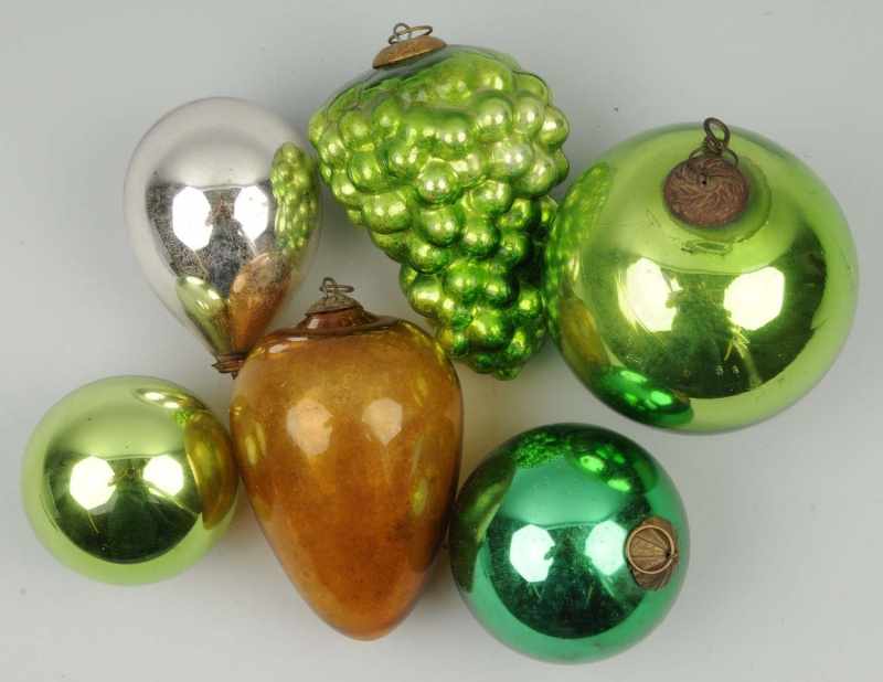 Appraisal: Lot of Christmas Kugel Ornaments Description Includes one grape cluster