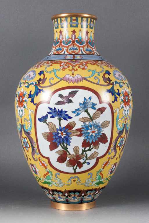 Appraisal: Chinese cloisonne enamel vase th century floral and bird decoration