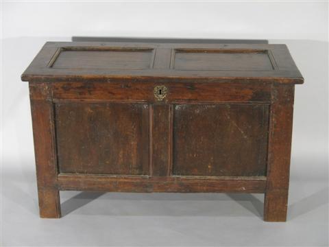 Appraisal: WILLIAM MARY STYLE OAK BLANKET CHEST The hinged and paneled