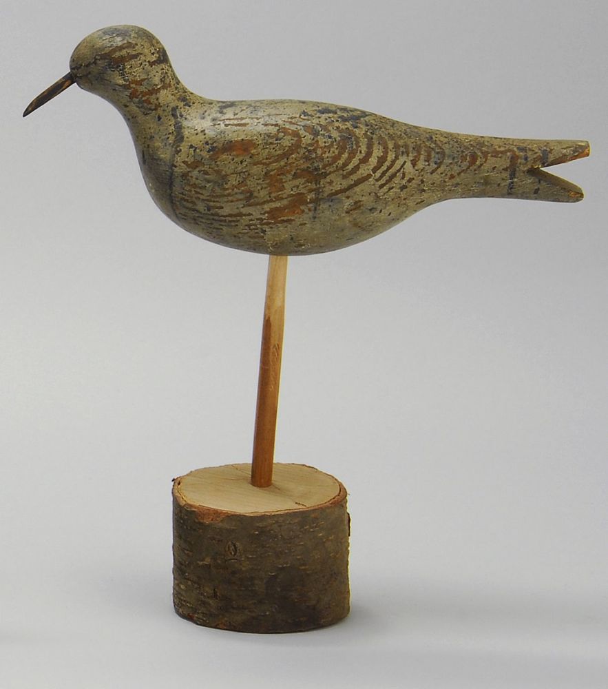 Appraisal: MASSACHUSETTS WILLET DECOY With painted eyes Split tail Replaced bill