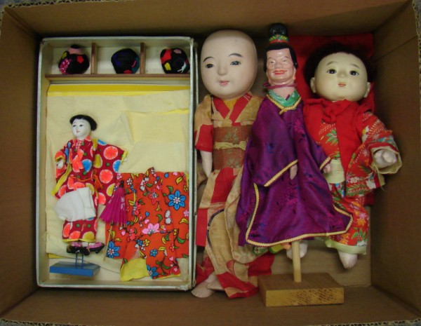 Appraisal: Lot of Asian dolls Japanese doll with wigs in original