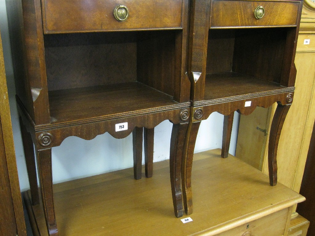 Appraisal: Pair of bedside cabinets