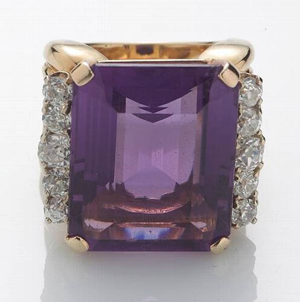 Appraisal: An amethyst diamond and k gold ring estimated total diamond