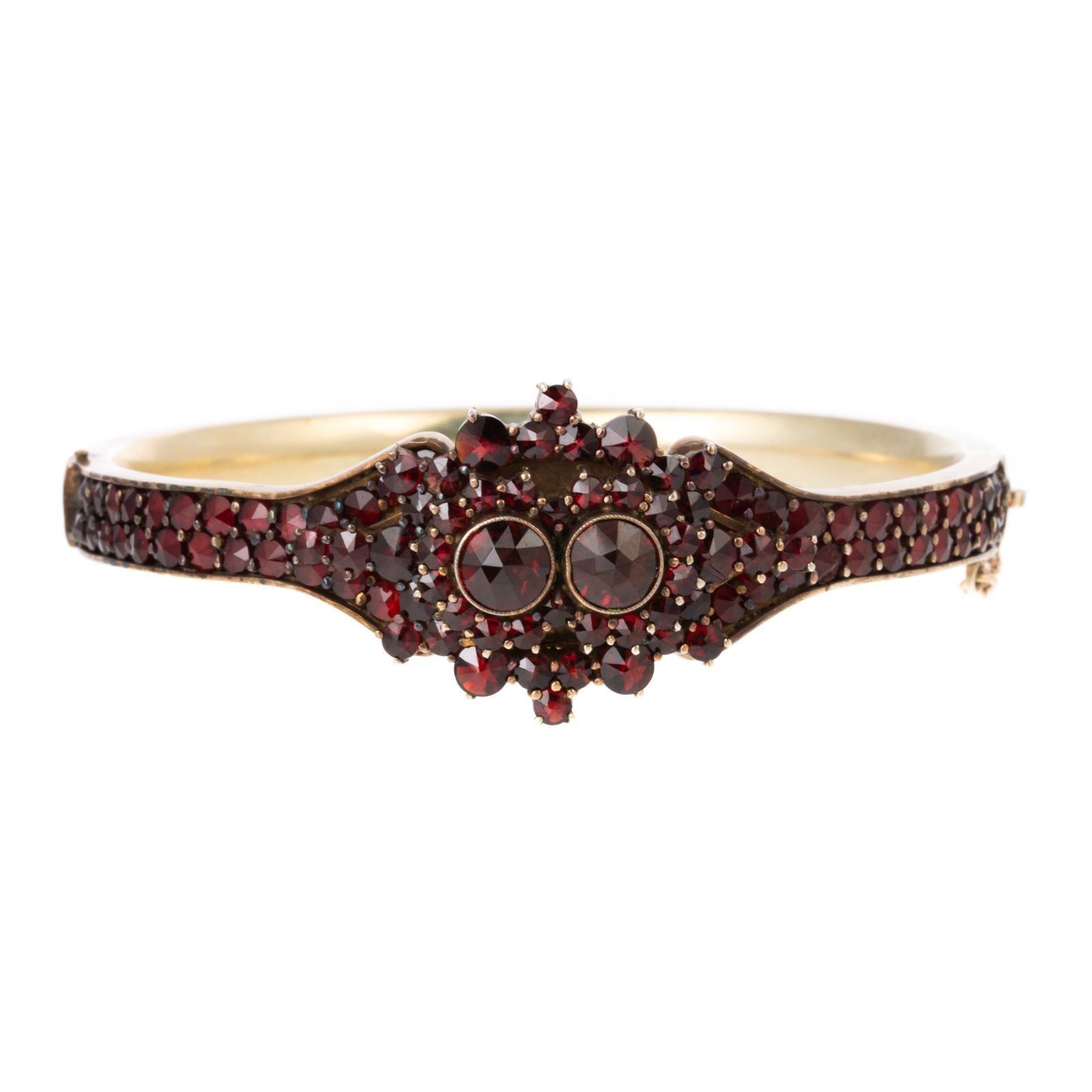 Appraisal: A VINTAGE BOHEMIAN GARNET BRACELET Silver gilt bracelet featuring rose