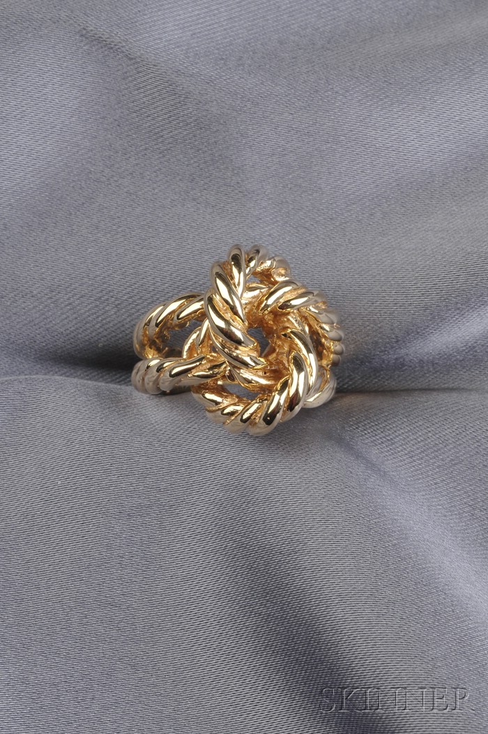 Appraisal: kt Gold Ring fashioned as a knot of twisted gold