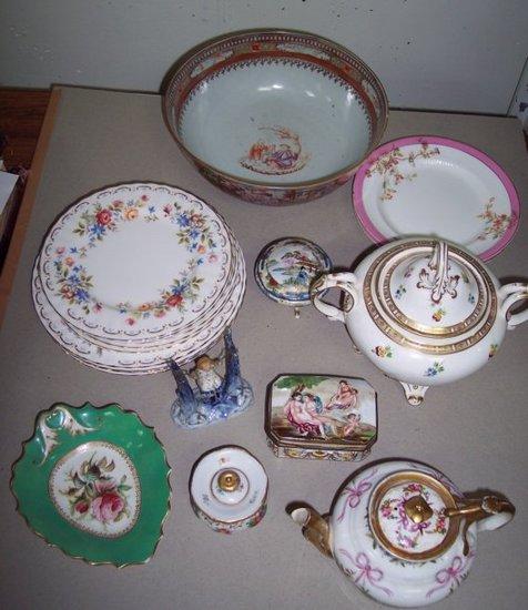 Appraisal: Sundry decorative plates and part tea services etc