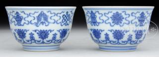 Appraisal: PAIR OF BLUE AND WHITE PORCELAIN CUPS th century China