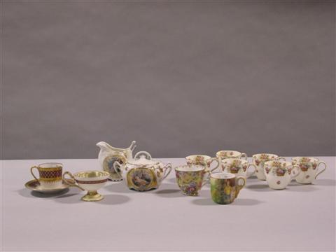 Appraisal: GROUP OF ASSORTED PORCELAIN TEA COFFEE WARES Comprising six Royal