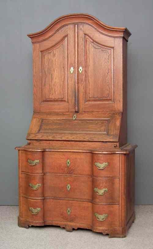 Appraisal: A late th early th Century Continental oak bureau bookcase