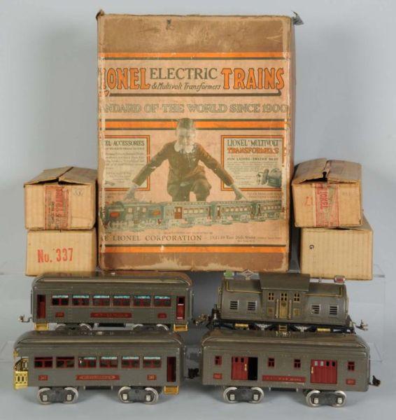 Appraisal: Lionel No Standard Gauge Train Set in OB Description Pre-war