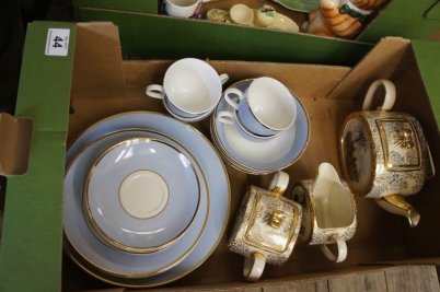 Appraisal: A collection of Pottery to include a Doulton Blue and