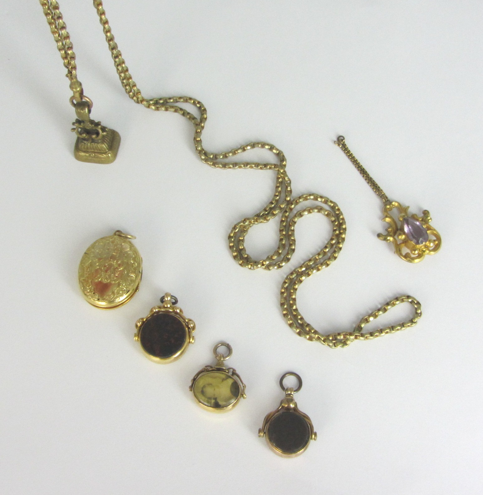 Appraisal: An ct gold mounted bloodstone and cornelian set rotating pendant