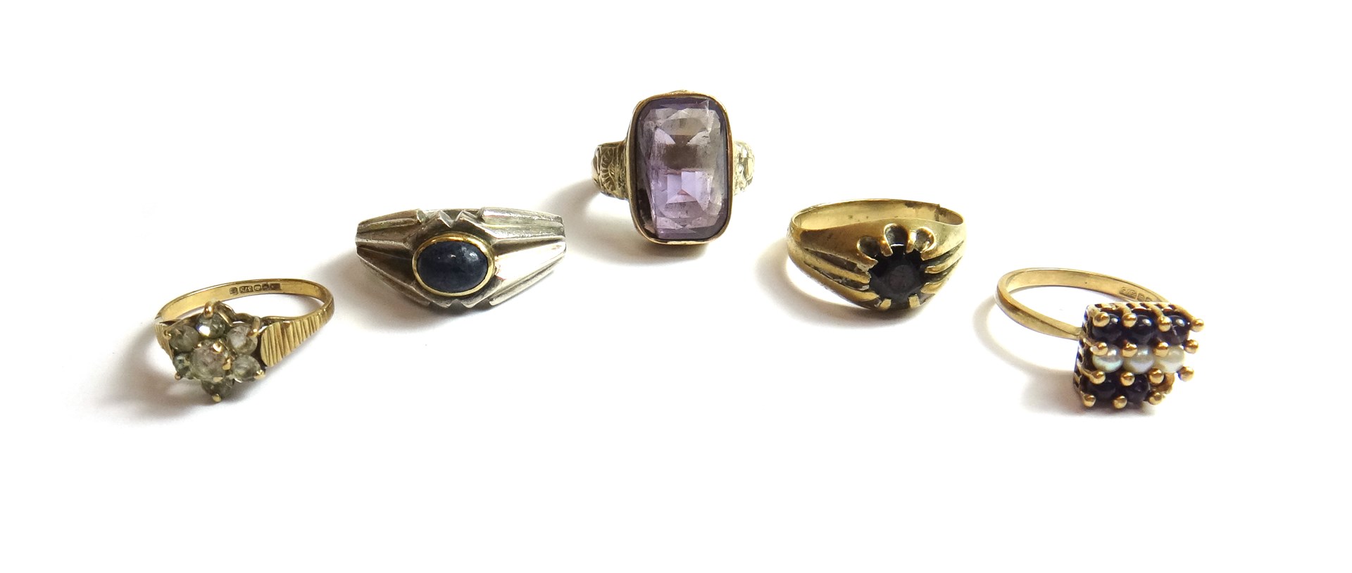 Appraisal: A ct gold and colourless gem set cluster ring an