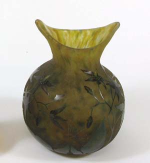 Appraisal: A FRENCH DAUM NANCY CAMEO GLASS VASE The colorful autumn