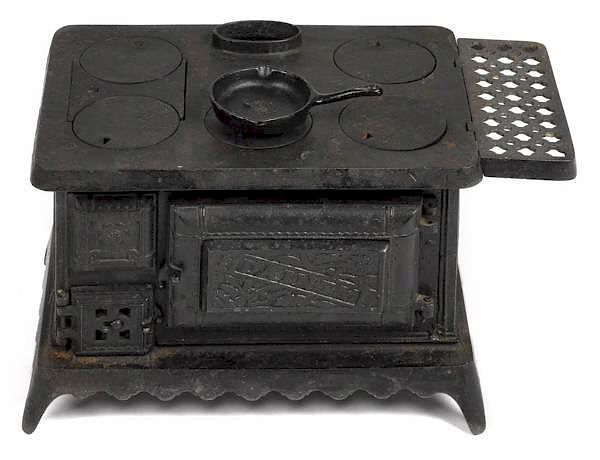 Appraisal: Orr Painter Co cast iron Dainty toy stove Orr Painter