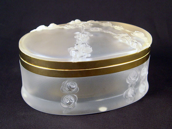 Appraisal: FRENCH LALIQUE CRYSTAL COVERED BOX Roses in relief hinged oval