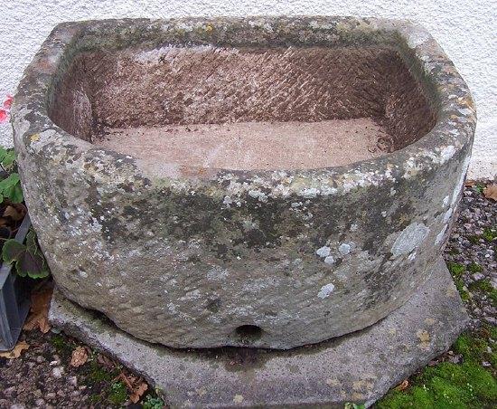 Appraisal: A D shaped stone trough cm x cm '' x