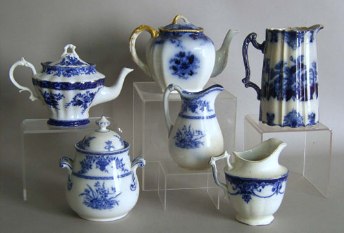 Appraisal: Six pieces of flow blue hollowware